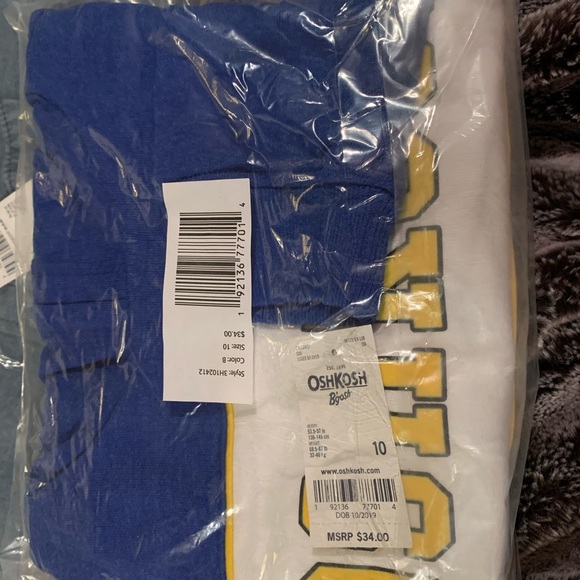 Oshkosh Clothes - Picture 4 of 8